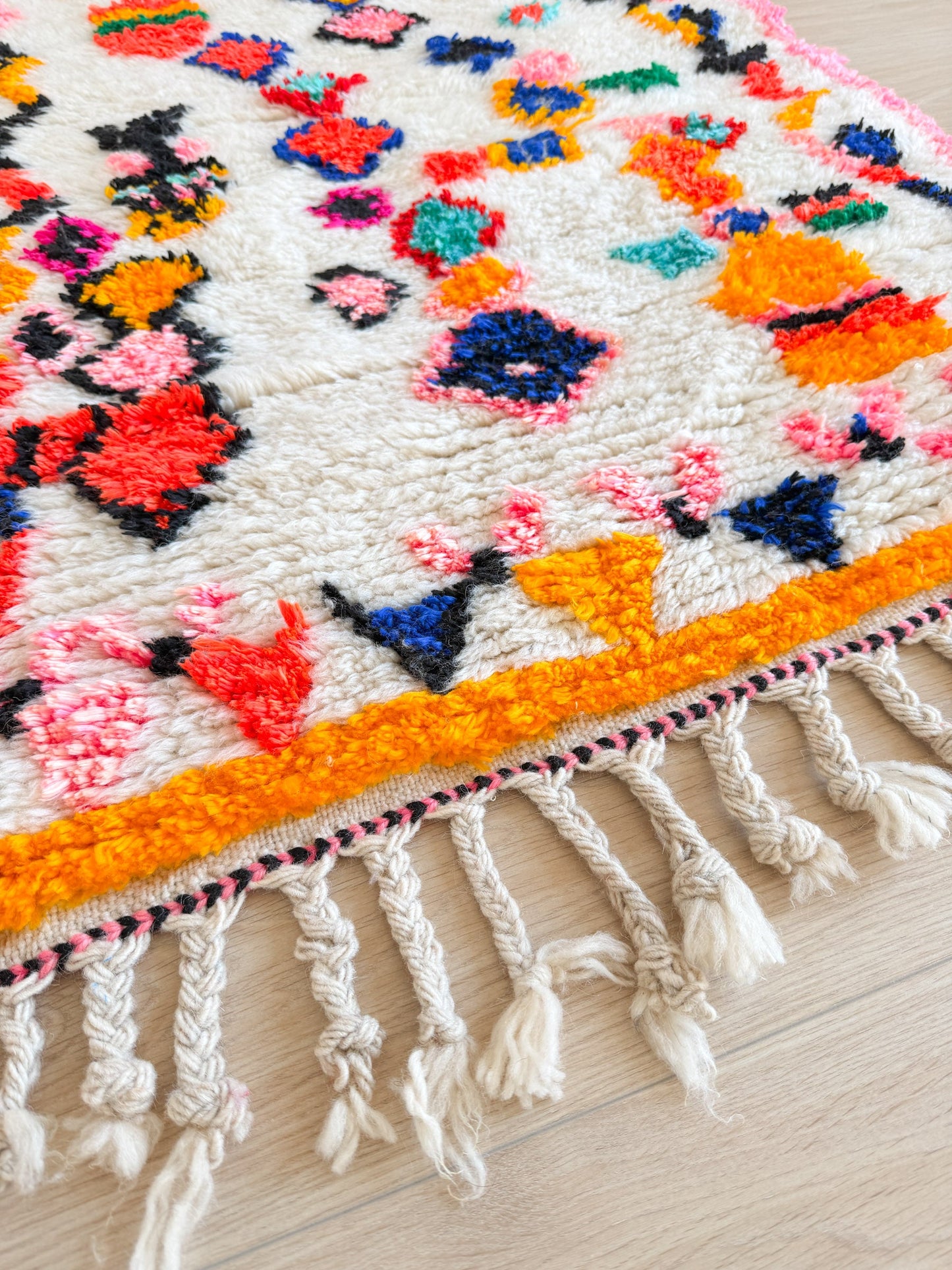 Colorful Berber rug 84 x 137 cm - No. 2461