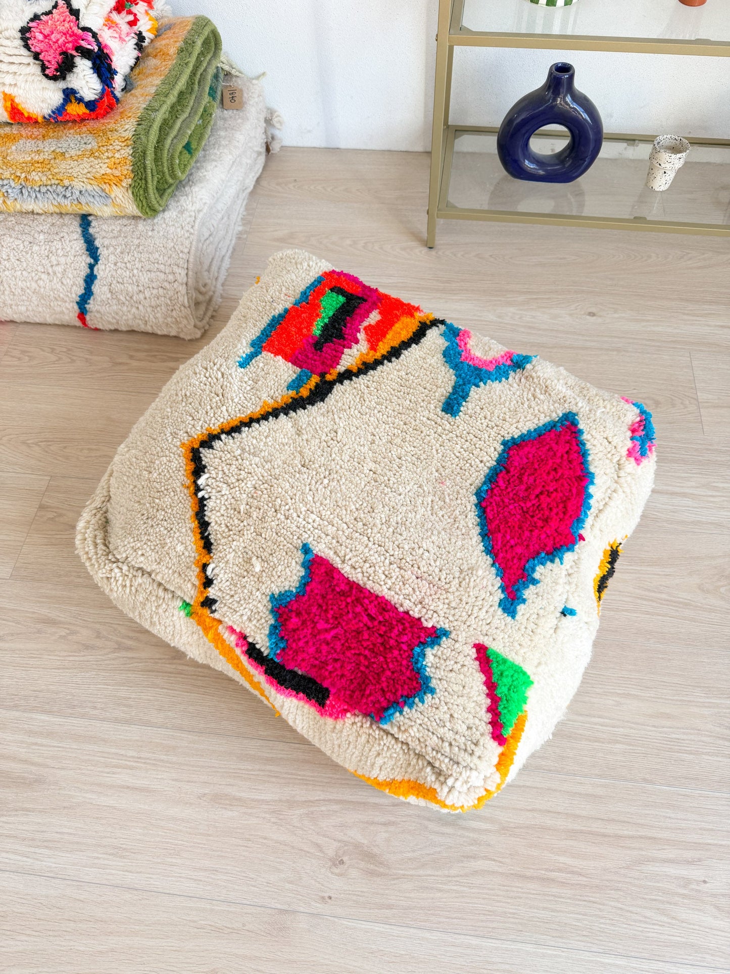 Moroccan pouf, colorful Berber pouf - 60 x 60 cm - n°79