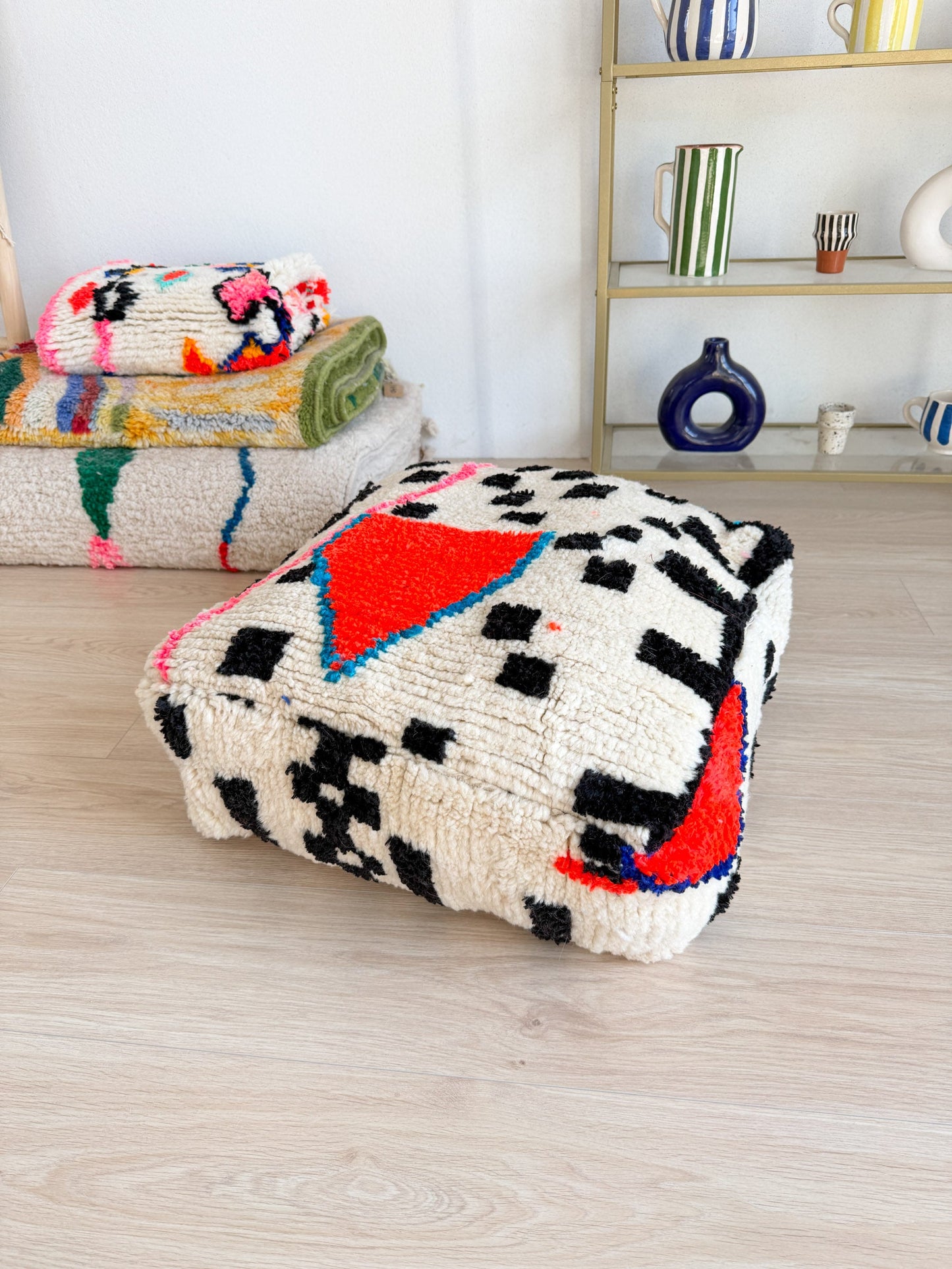 Moroccan pouf, colorful Berber pouf - 60 x 60 cm - n°72